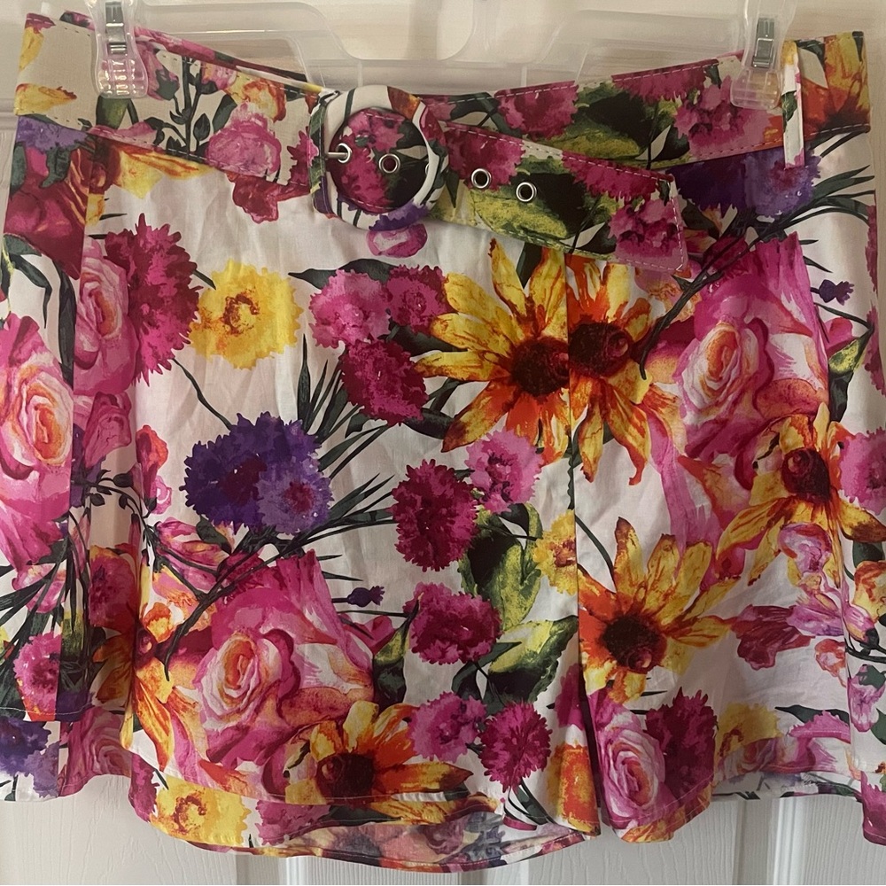 Buddy Love Pink and Yellow Floral Skort Size XL